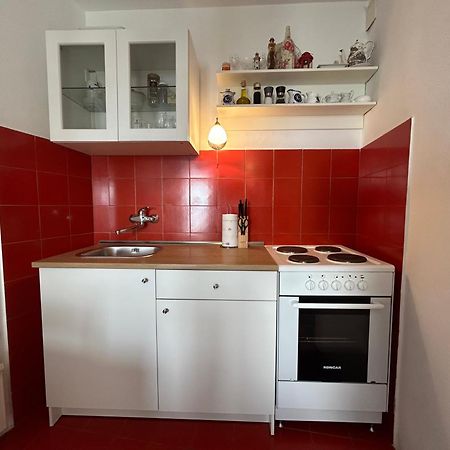 Seafront Studio Apartment+Balcony ポドゥゴラ エクステリア 写真