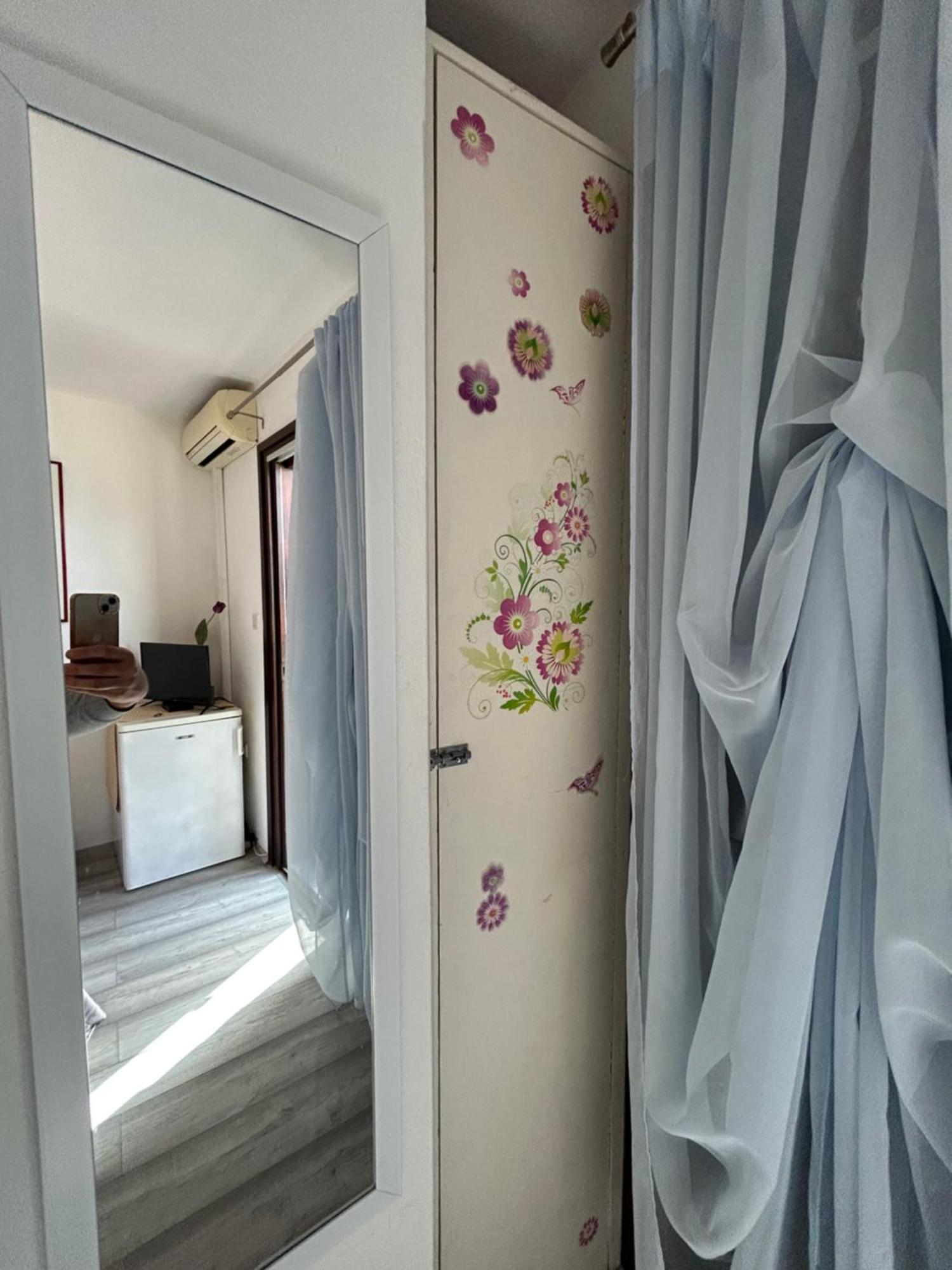Seafront Studio Apartment+Balcony ポドゥゴラ エクステリア 写真